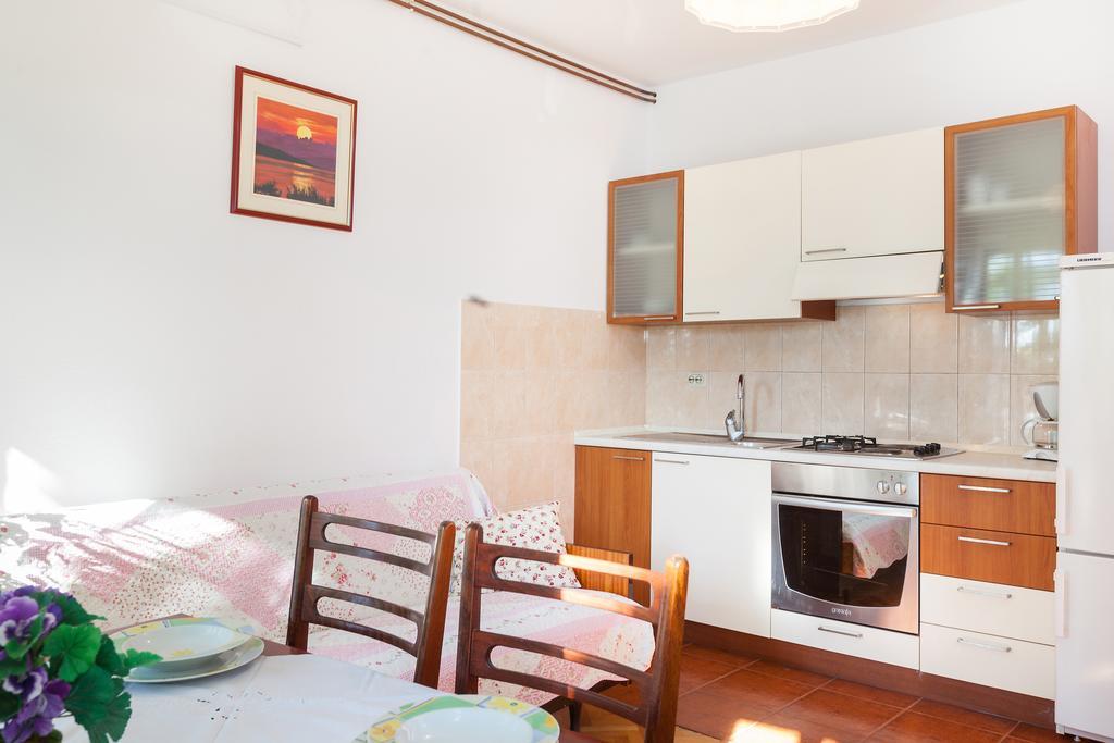 Apartments Teo Podgora Kamer foto