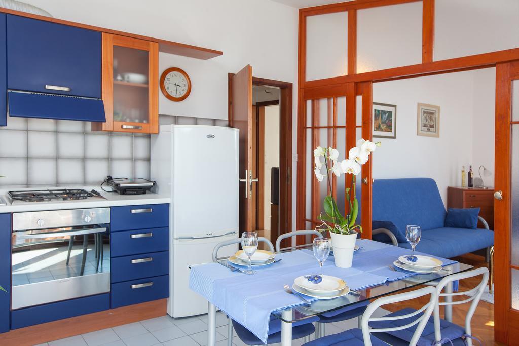 Apartments Teo Podgora Kamer foto